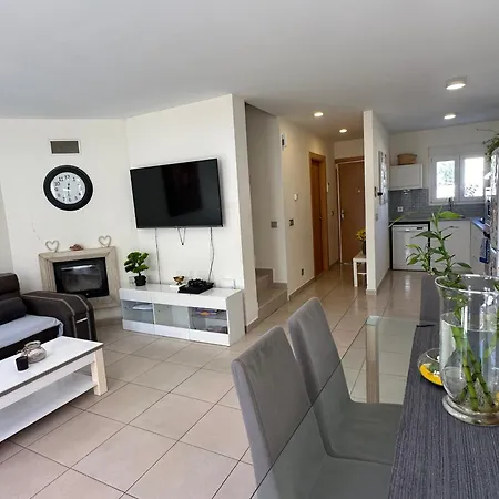 Holiday home Cala-azul Y Jacuzzi Calpe