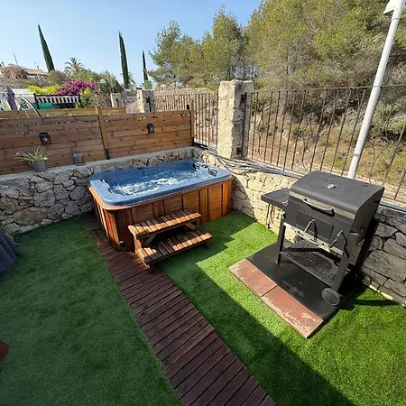 Сasa de vacaciones Cala-azul Y Jacuzzi *