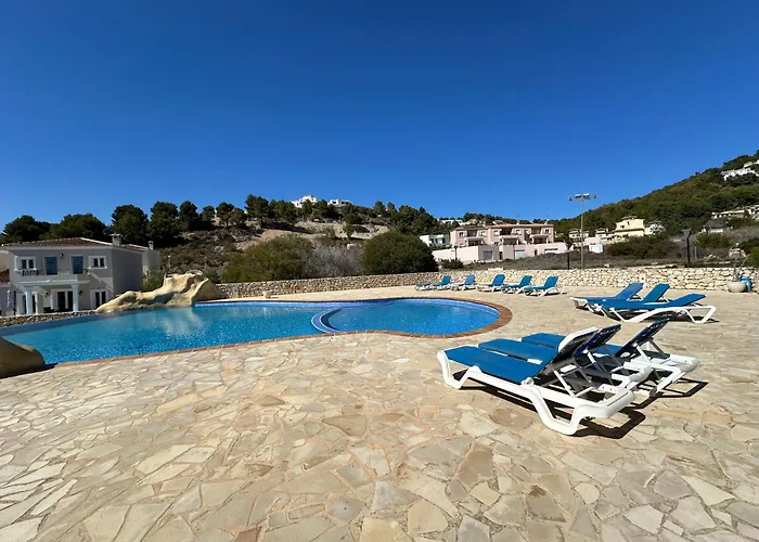 Cala-azul Y Jacuzzi